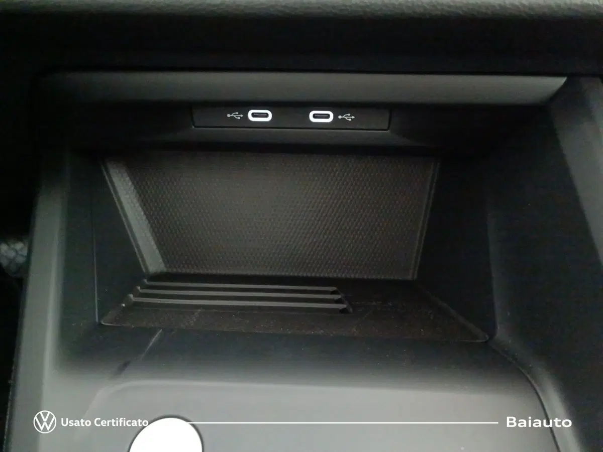 Volkswagen Golf Variant nuova a Reggio Emilia (12)