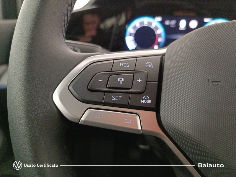 Volkswagen Golf Variant nuova a Reggio Emilia (14)