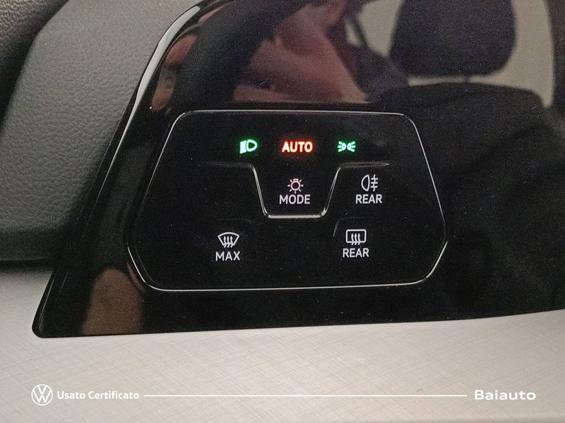 Volkswagen Golf Variant nuova a Reggio Emilia (16)