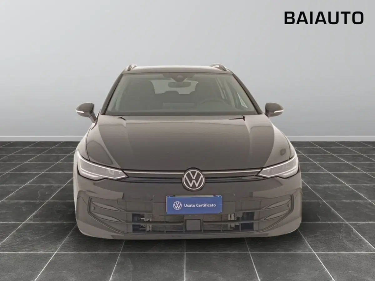 Volkswagen Golf Variant nuova a Reggio Emilia (2)