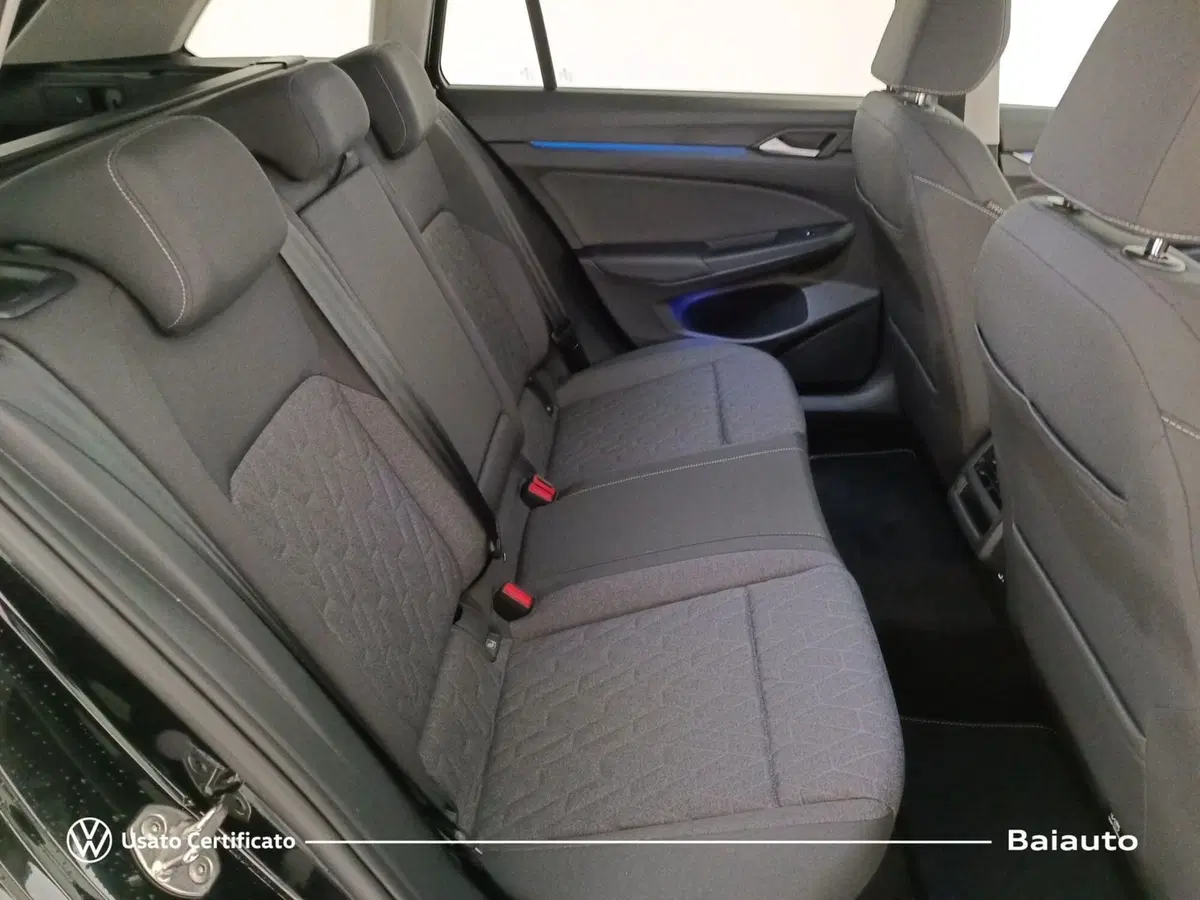 Volkswagen Golf Variant nuova a Reggio Emilia (20)