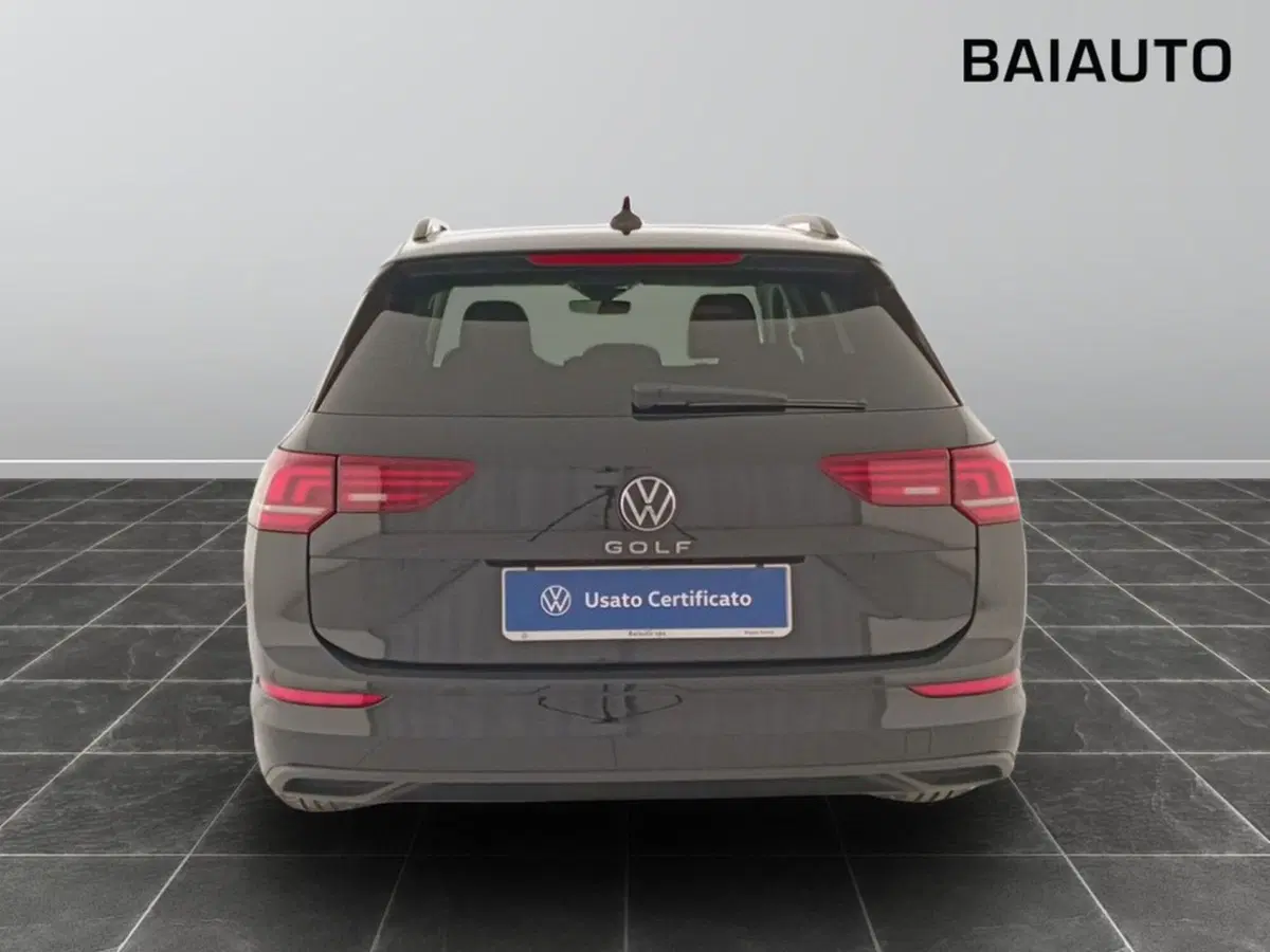 Volkswagen Golf Variant nuova a Reggio Emilia (5)