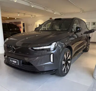 Volvo EX90 twin motor performance Ultra awd nuova a Parma