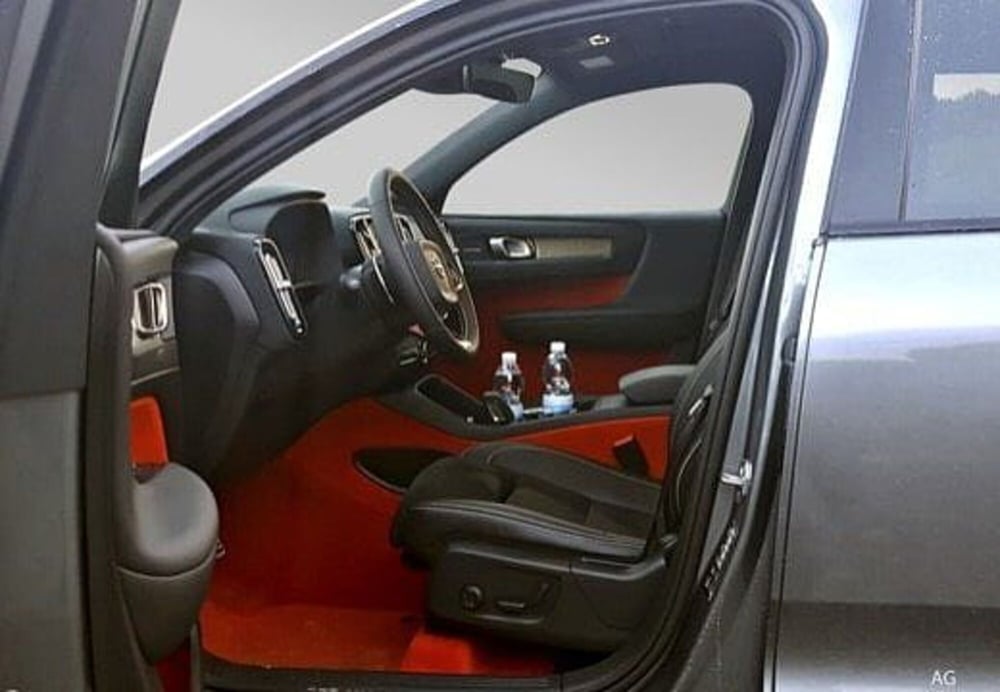 Volvo XC40 usata a Potenza (17)