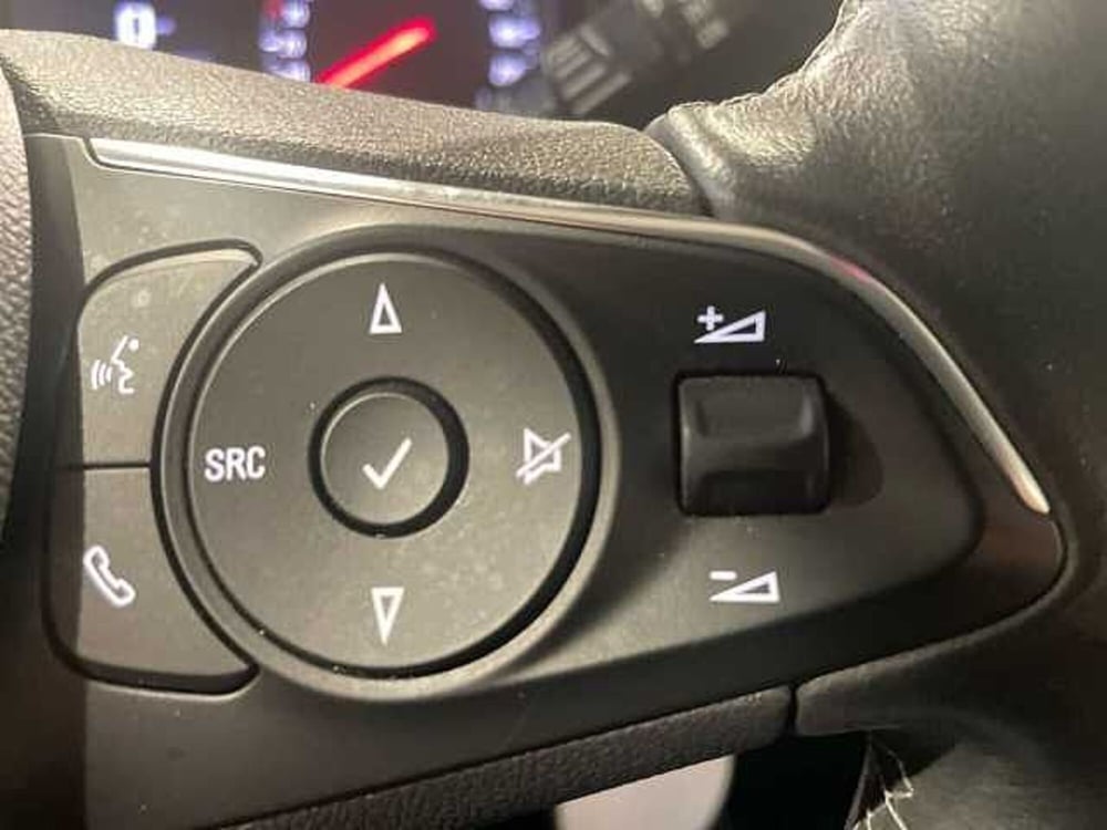 Opel Crossland usata a Salerno (20)