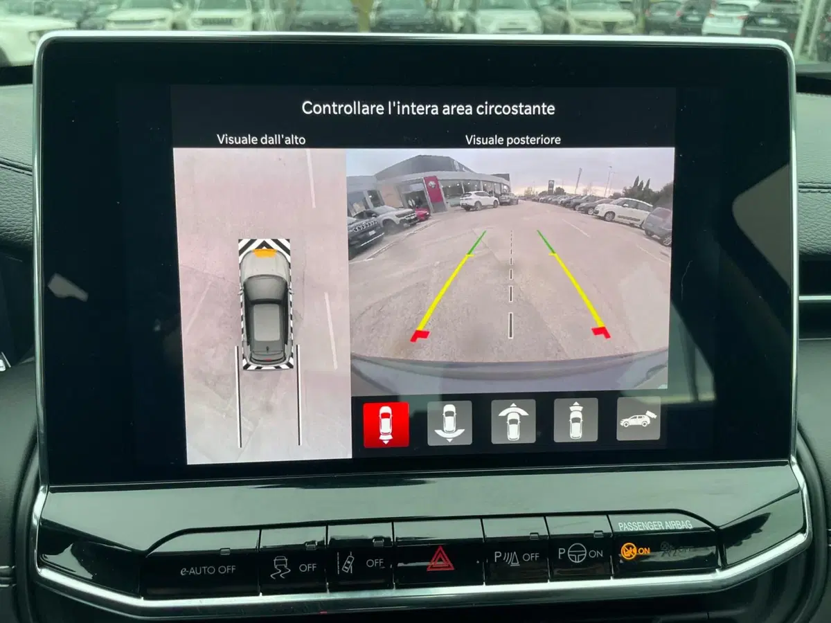 Jeep Compass nuova a Ancona (15)