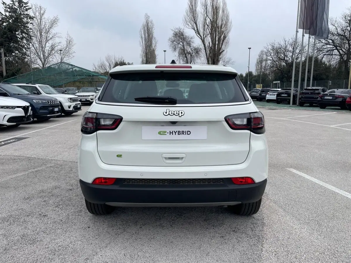 Jeep Compass nuova a Ancona (6)