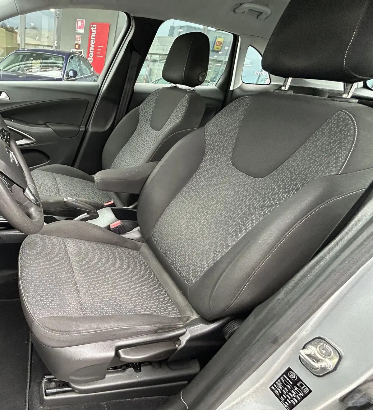 Opel Crossland X usata a Modena (11)