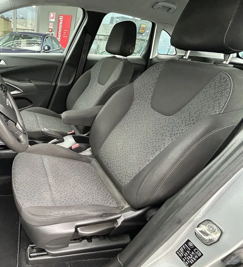 Opel Crossland X usata a Modena (11)