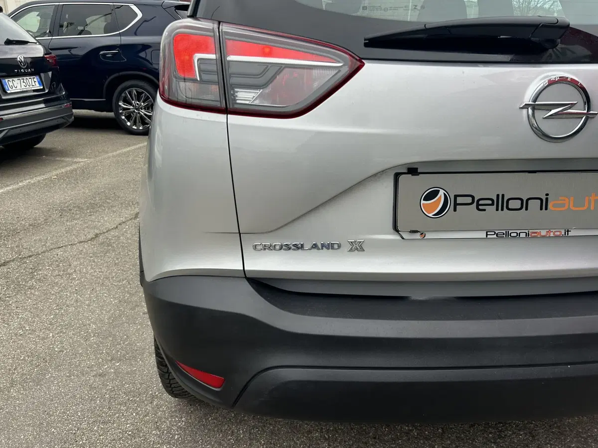 Opel Crossland X usata a Modena (5)