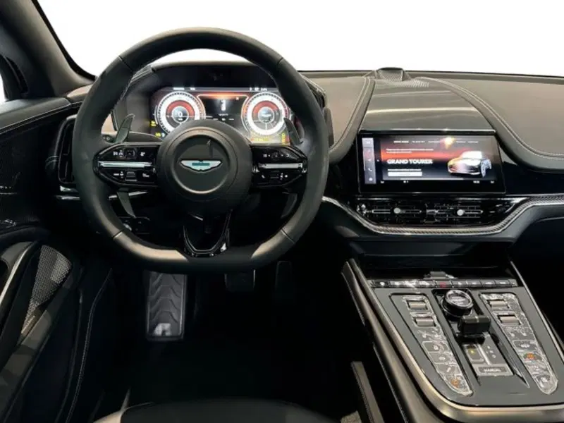 Aston Martin DBX usata a Bologna (14)