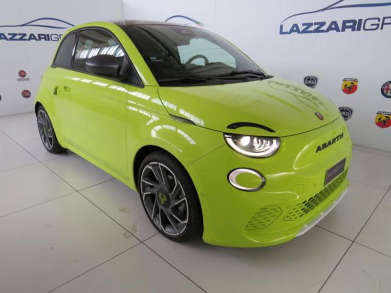 Abarth 500e Cabrio nuova a Lodi (5)
