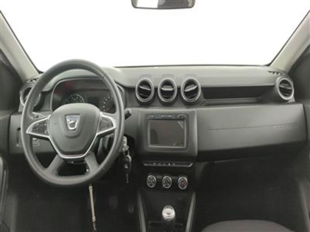 Dacia Duster usata a Bari (14)