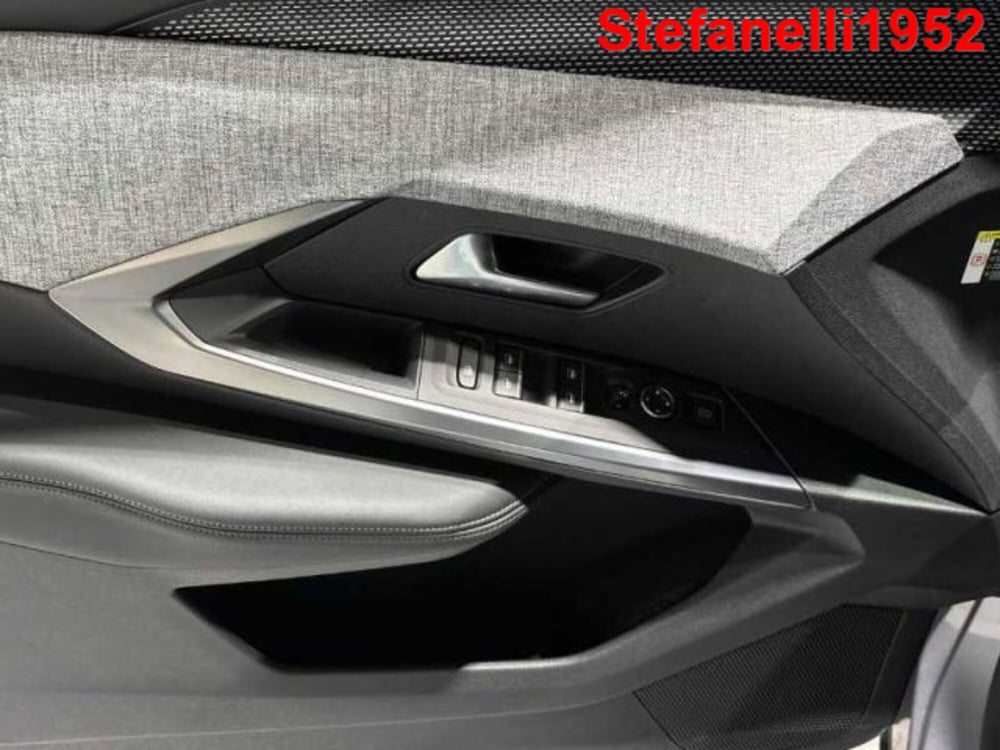 Peugeot 5008 nuova a Bologna (10)