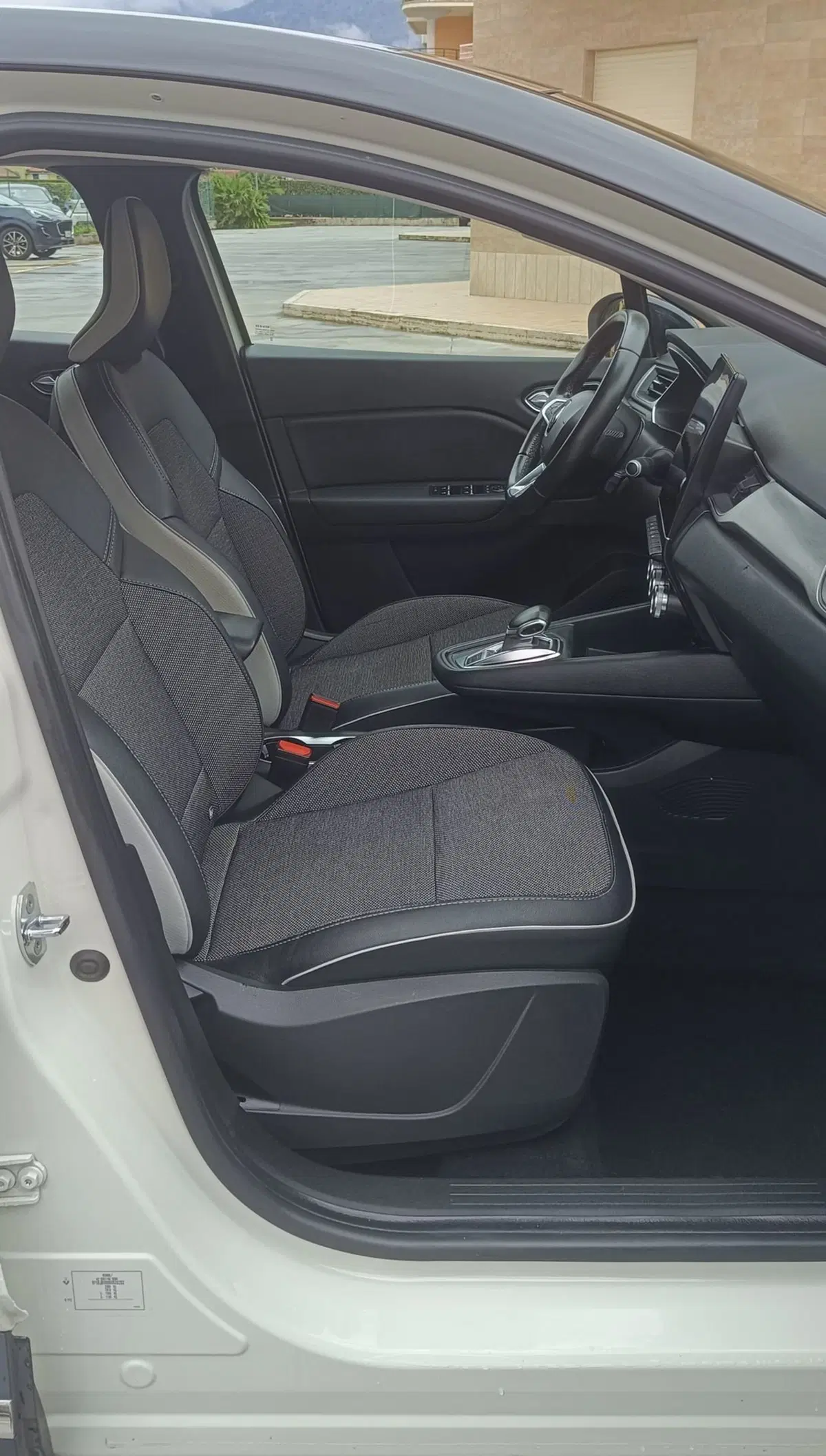 Renault Captur usata a Frosinone (13)