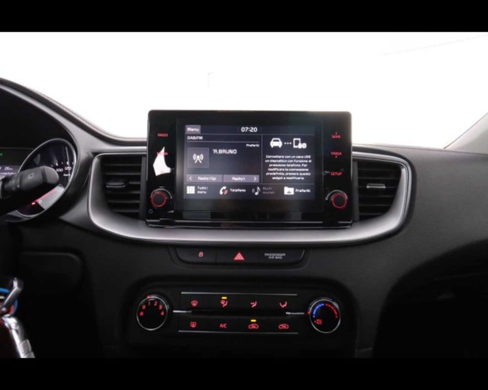 Kia XCeed usata a Bologna (12)