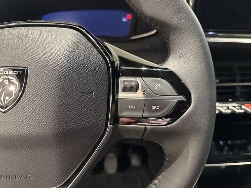 Peugeot 2008 nuova a Napoli (16)