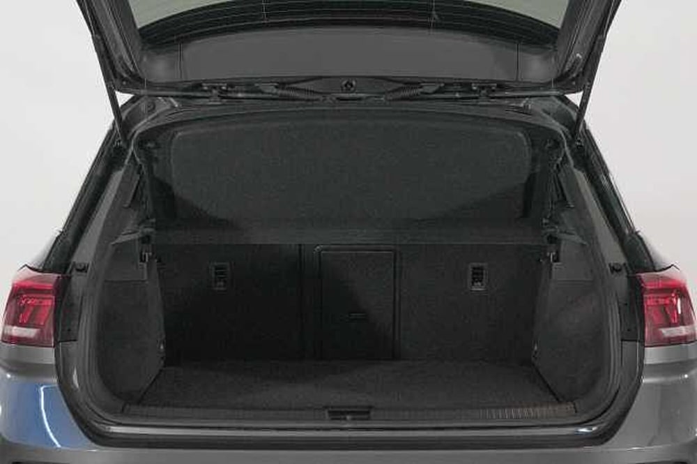 Volkswagen T-Roc usata a Como (8)