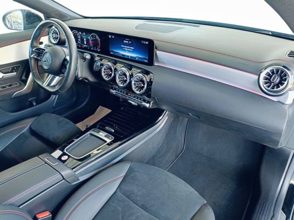 Mercedes-Benz CLA Shooting Brake usata a Teramo (12)