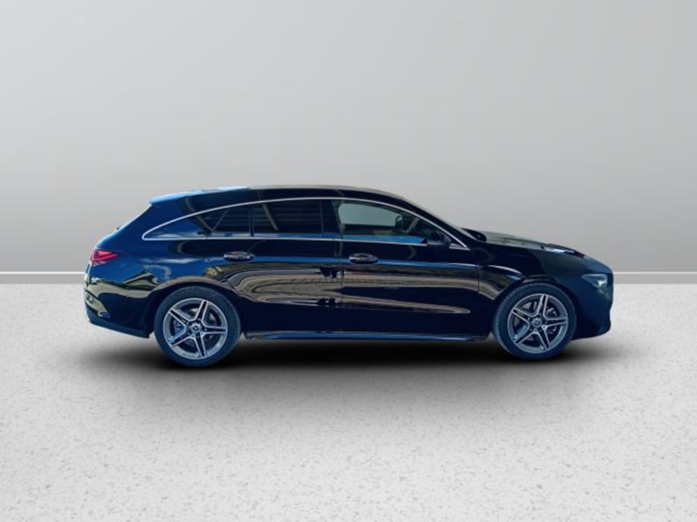 Mercedes-Benz CLA Shooting Brake usata a Teramo (7)
