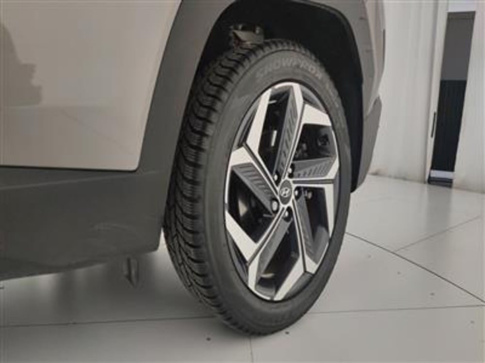 Hyundai Tucson usata a Bari (12)