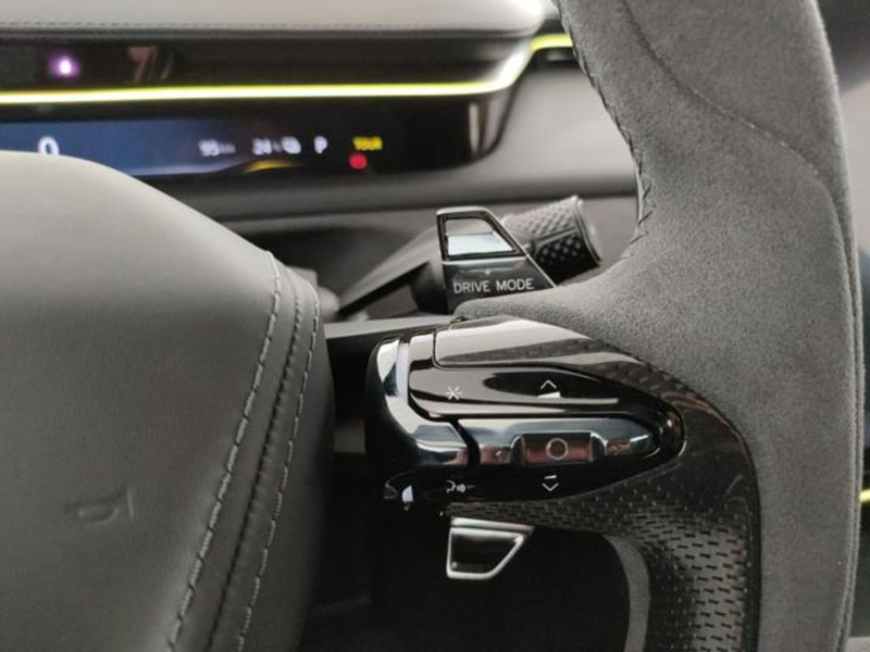 Lotus Emeya usata a Modena (19)