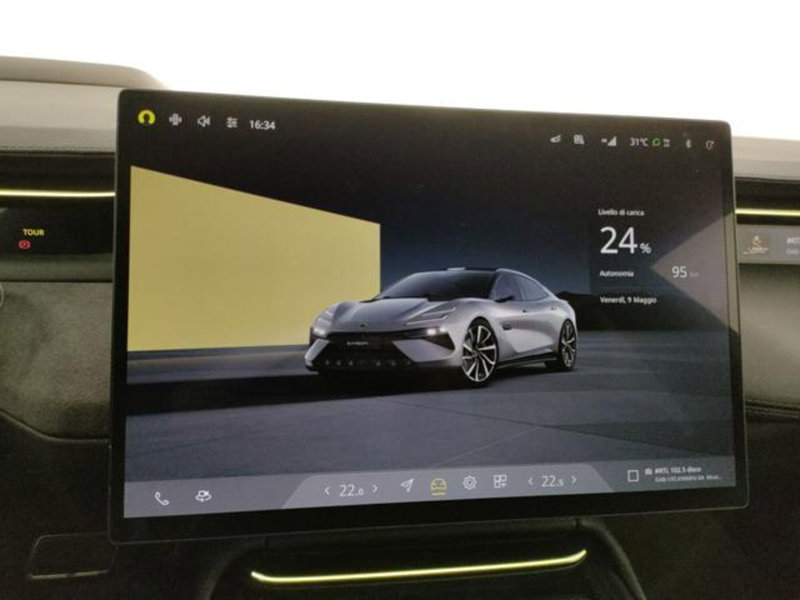 Lotus Emeya usata a Modena (20)