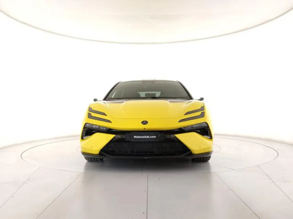 Lotus Emeya usata a Modena (2)
