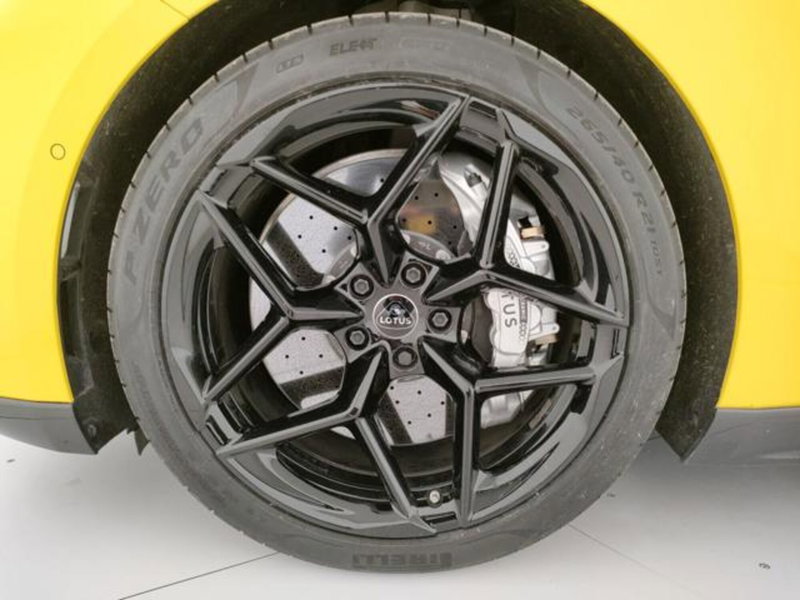 Lotus Emeya usata a Modena (8)