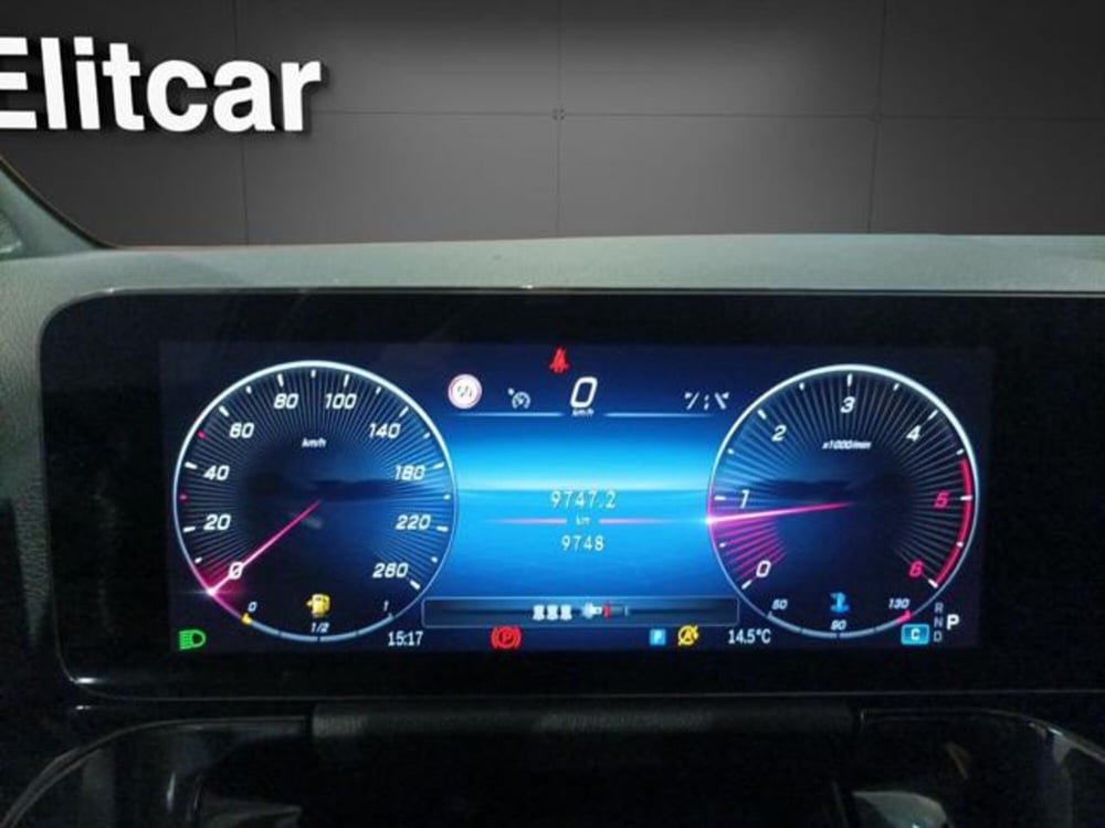 Mercedes-Benz GLA SUV usata a Milano (17)