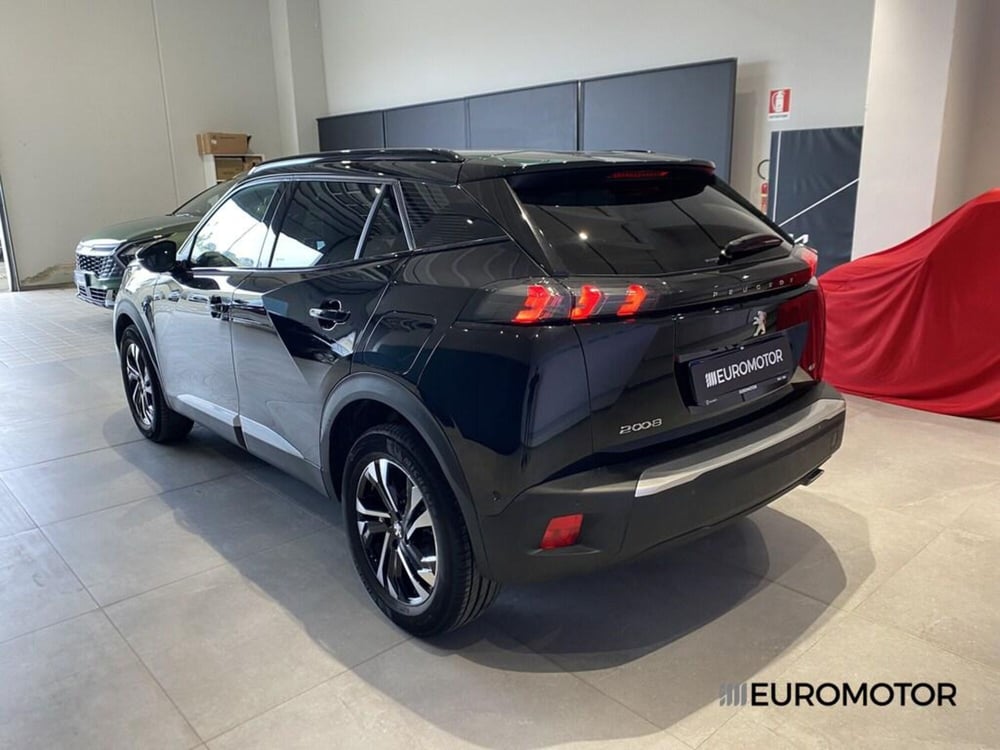 Peugeot 2008 usata a Bari (11)