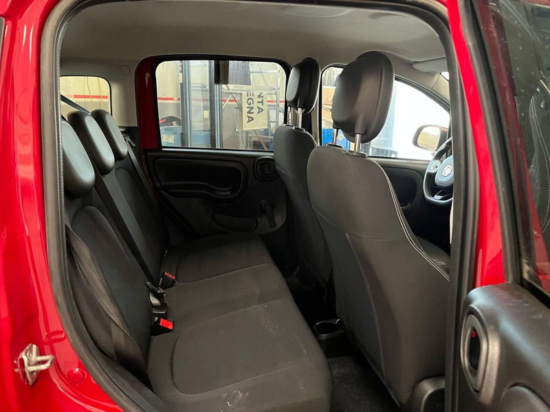 Fiat Panda Cross usata a Milano (14)