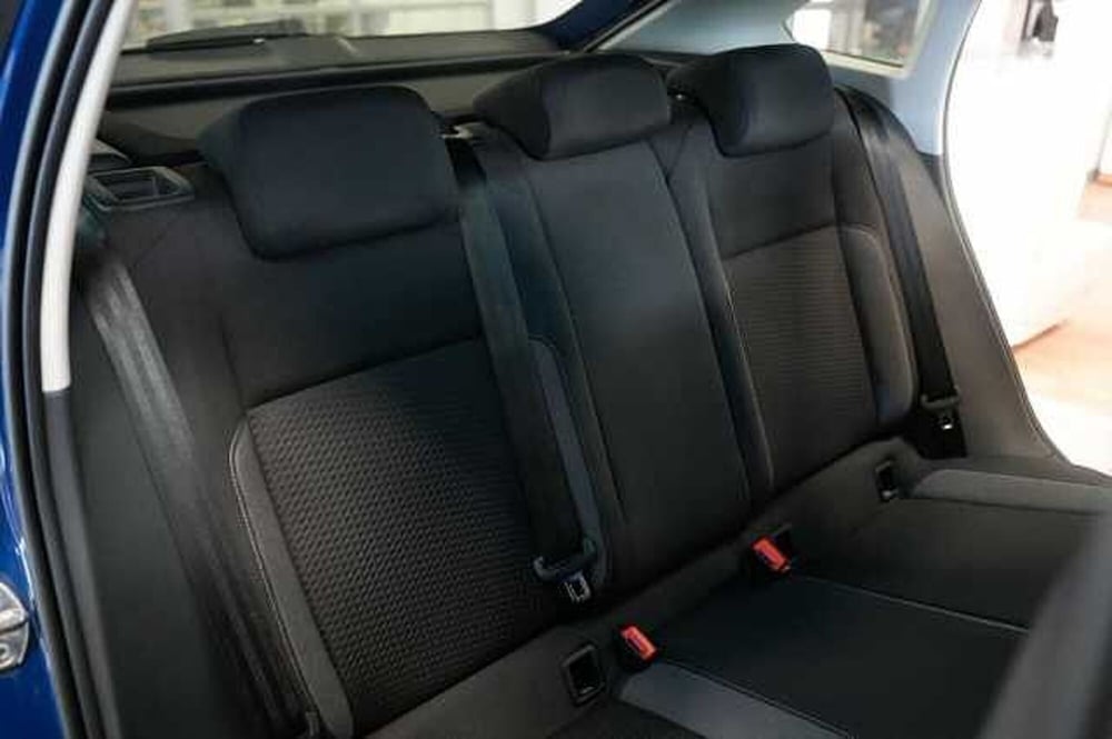 Volkswagen Taigo nuova a Rovigo (16)