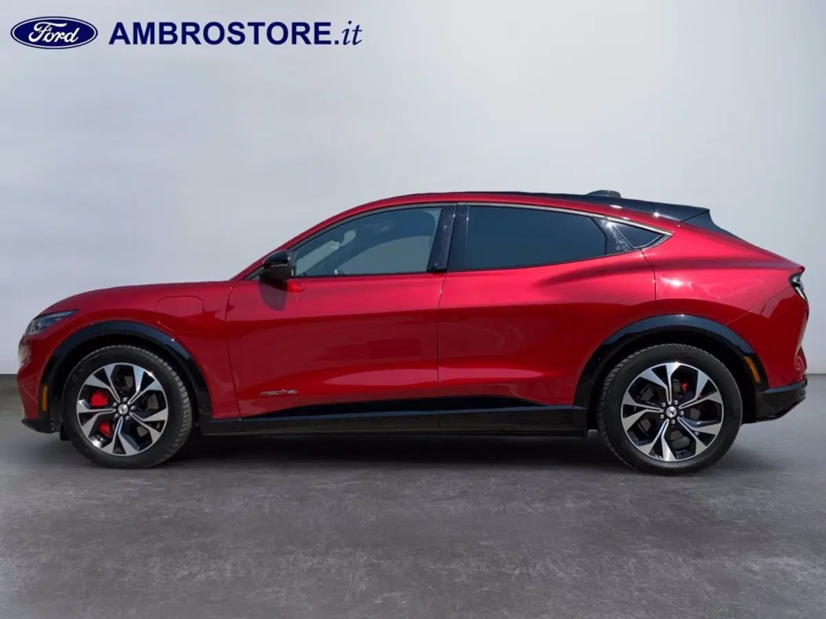Ford Mustang Mach-E usata a Milano (8)