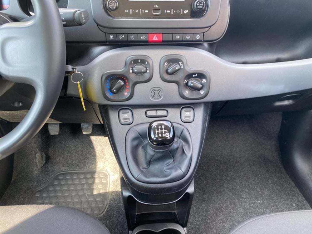 Fiat Panda Cross usata a Milano (15)