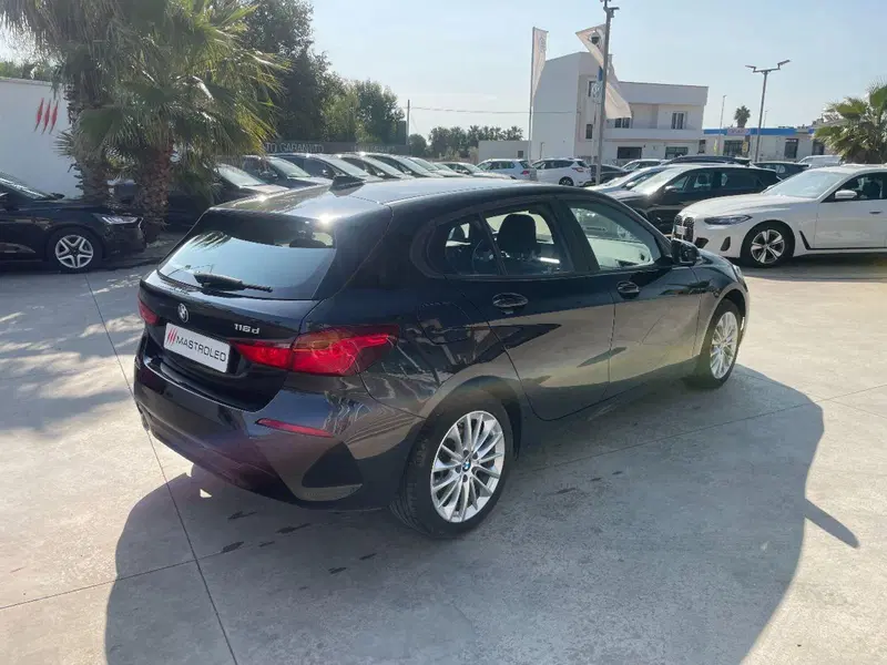 BMW Serie 1 usata a Lecce (10)