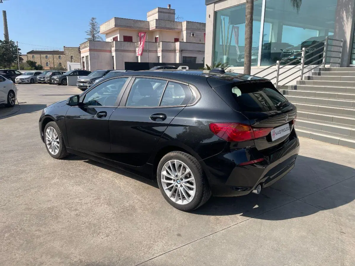 BMW Serie 1 usata a Lecce (14)