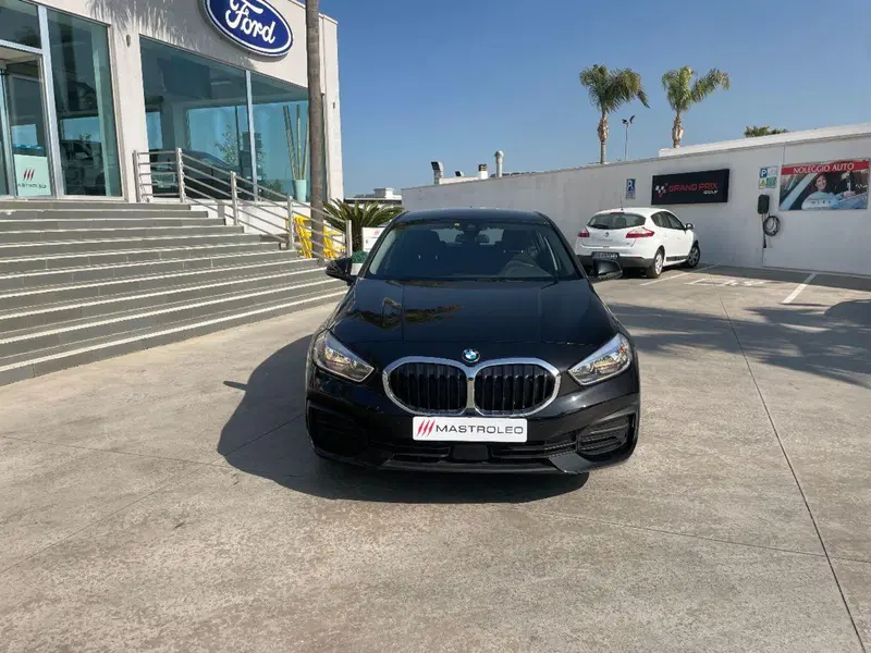 BMW Serie 1 usata a Lecce (5)