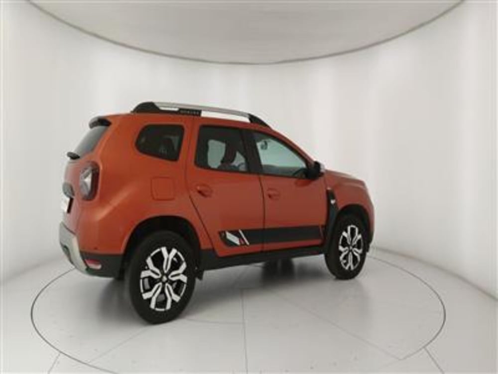 Dacia Duster usata a Bari (8)