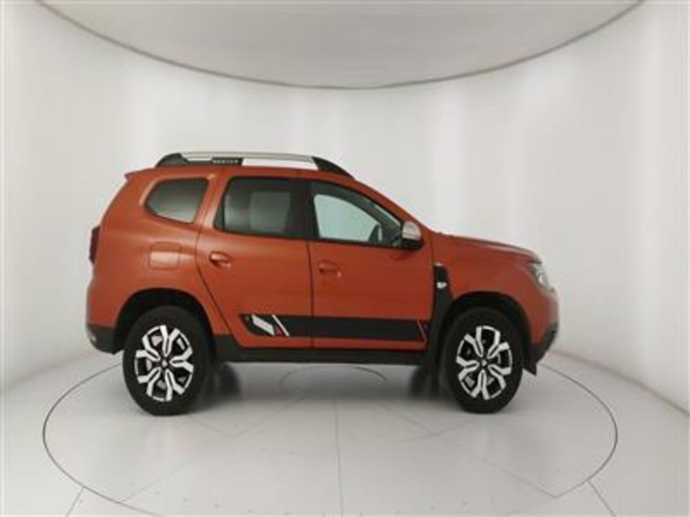 Dacia Duster usata a Bari (9)