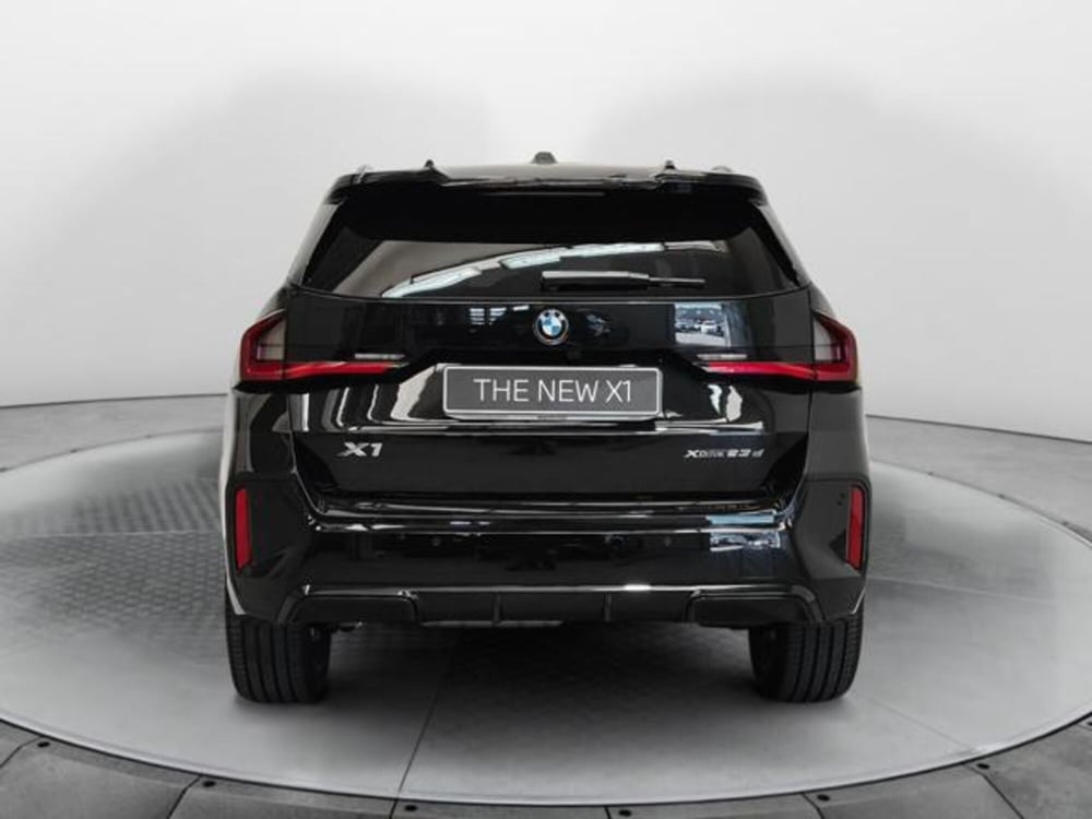 BMW X1 nuova a Modena (19)