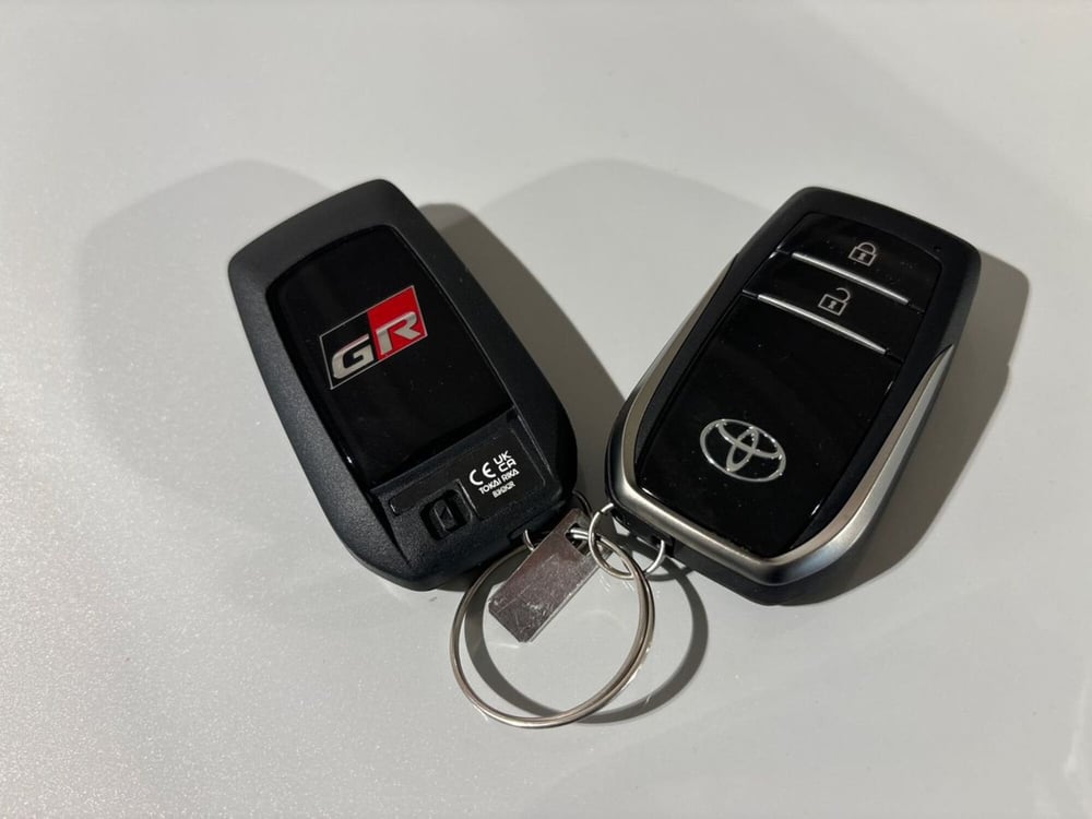 Toyota Yaris Cross nuova a Lecco (17)