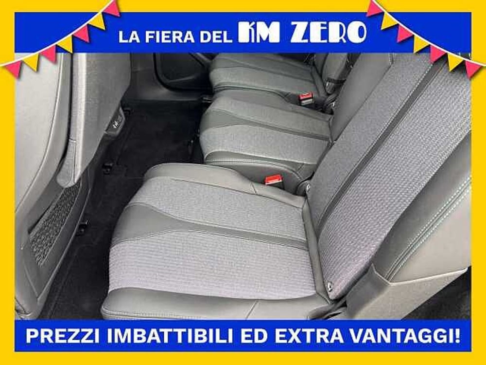 Peugeot 5008 nuova a Udine (14)