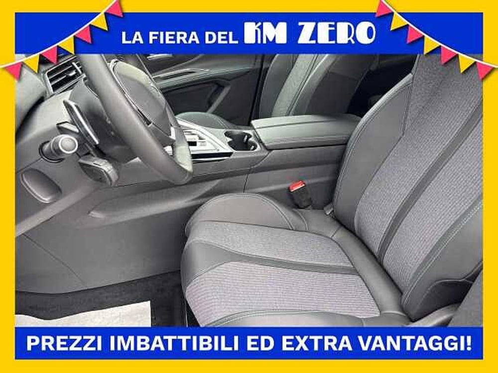 Peugeot 5008 nuova a Udine (16)