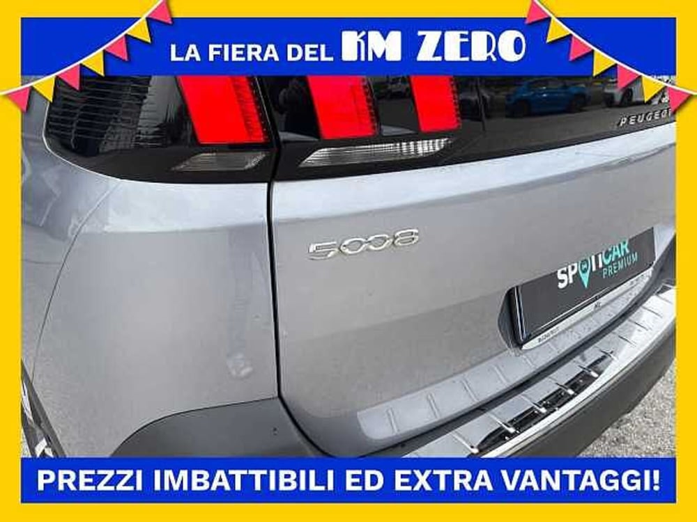 Peugeot 5008 nuova a Udine (18)