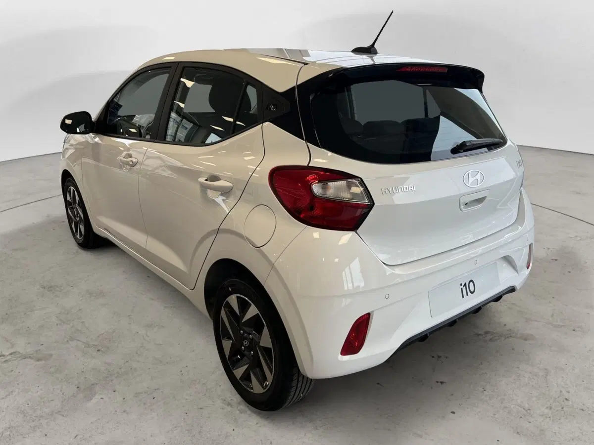 Hyundai i10 nuova a Macerata (3)