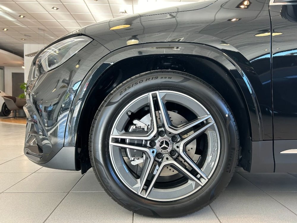 Mercedes-Benz GLA SUV nuova a Siena (11)