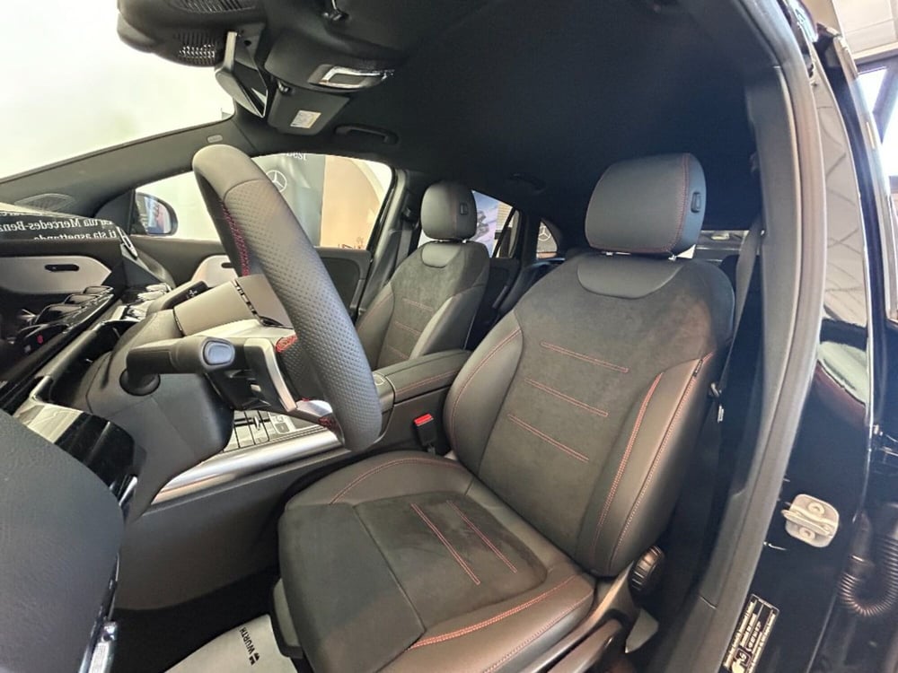 Mercedes-Benz GLA SUV nuova a Siena (12)