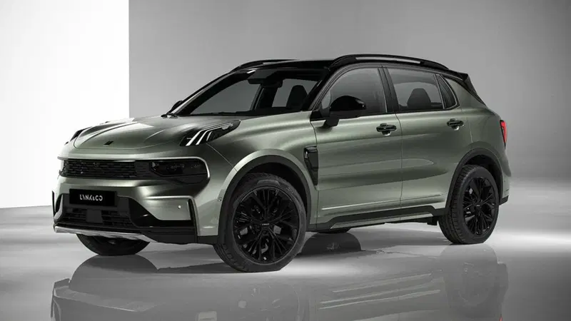 Lynk & Co 01 nuova a Como