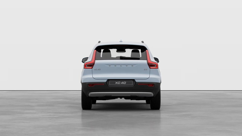 Volvo XC40 nuova a Como (3)
